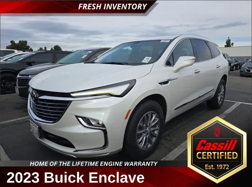 2023 Buick Enclave Essence's photo