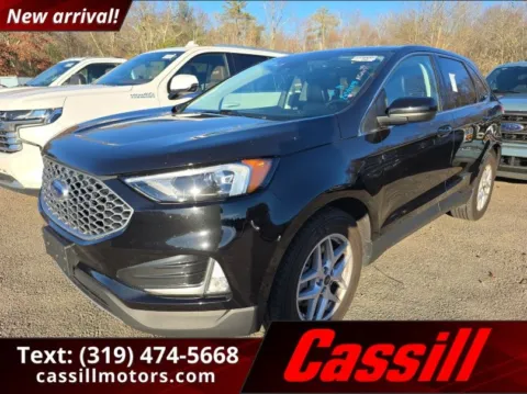 Black 2023 Ford Edge SEL for sale in Cedar Rapids, IA