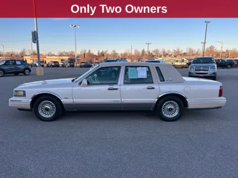Photos of 1996 Lincoln Town Car Signature for sale in Cedar Rapids, IA at Cassill Motors