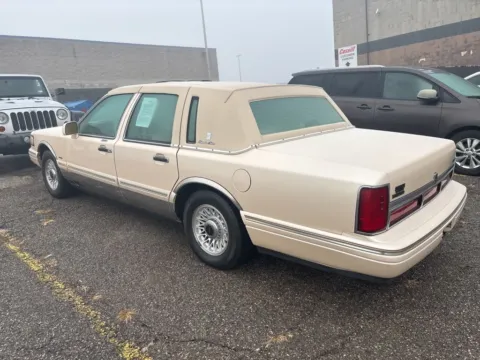 Photos of 1996 Lincoln Town Car Signature for sale in Cedar Rapids, IA at Cassill Motors