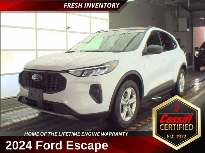 White 2024 Ford Escape Active for sale in Cedar Rapids, IA