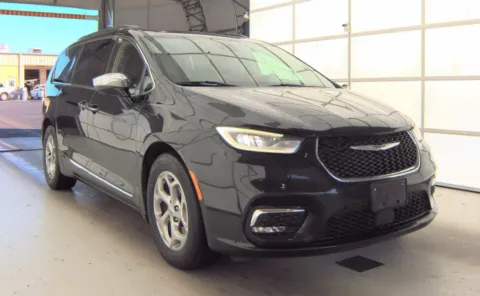 Photos of 2023 Chrysler Pacifica Limited for sale in Cedar Rapids, IA at Cassill Motors