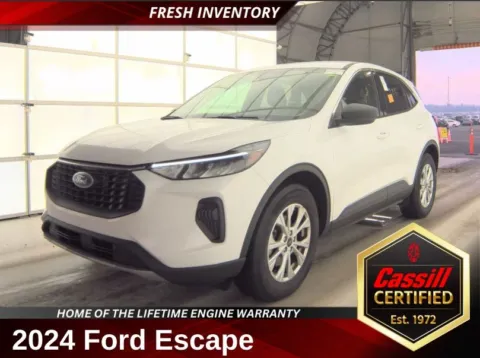 White 2024 Ford Escape Active for sale in Cedar Rapids, IA