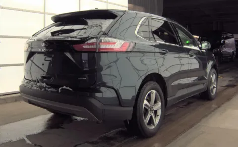 More photos of 2024 Ford Edge SEL at Cassill Motors, IA