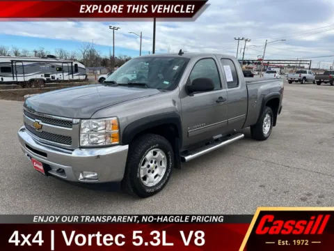 Gray 2012 Chevrolet Silverado 1500 LT for sale in Cedar Rapids, IA