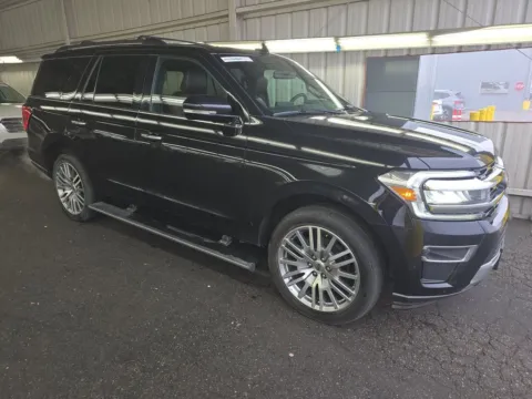 More photos of 2024 Ford Expedition Limited at Cassill Motors, IA