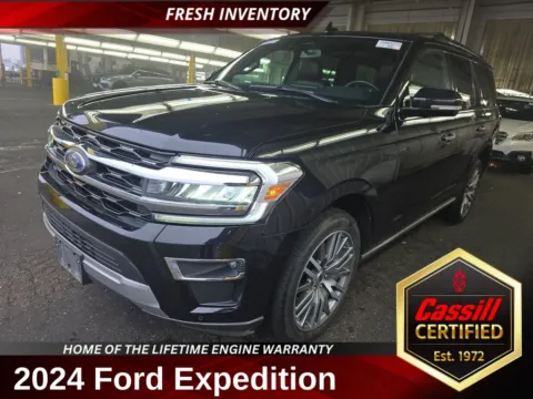 Black 2024 Ford Expedition Limited for sale in Cedar Rapids, IA