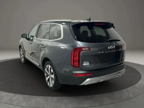 More photos of 2022 Kia Telluride S at Cassill Motors, IA