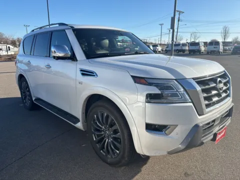 More photos of 2022 Nissan Armada Platinum at Cassill Motors, IA
