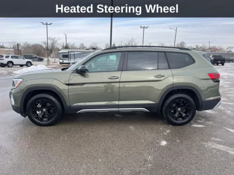 Photos of 2024 Volkswagen Atlas 2.0T Peak Edition SEL for sale in Cedar Rapids, IA at Cassill Motors