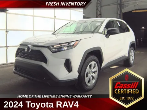 White 2024 Toyota RAV4 LE for sale in Cedar Rapids, IA