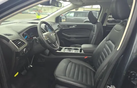 More photos of 2024 Ford Edge SEL at Cassill Motors, IA