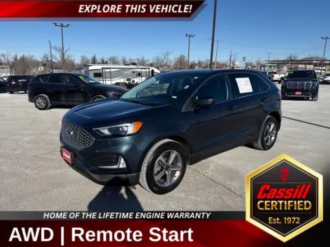 Blue 2024 Ford Edge SEL for sale in Cedar Rapids, IA