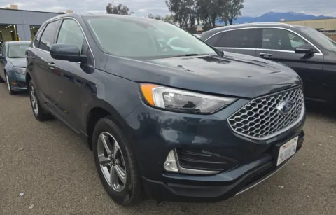 Photos of 2024 Ford Edge SEL for sale in Cedar Rapids, IA at Cassill Motors