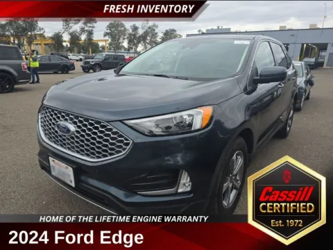 Blue 2024 Ford Edge SEL for sale in Cedar Rapids, IA