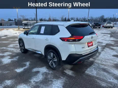 Another view of 2023 Nissan Rogue SL for sale in Cedar Rapids, IA at Cassill Motors