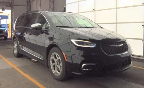 Photos of 2023 Chrysler Pacifica Limited for sale in Cedar Rapids, IA at Cassill Motors