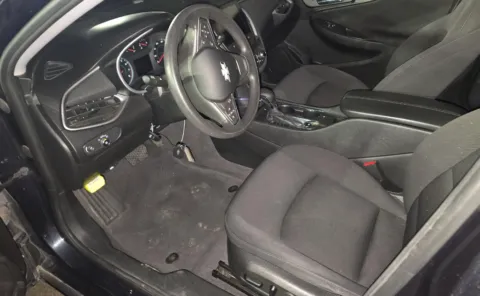 More photos of 2023 Chevrolet Malibu LT at Cassill Motors, IA