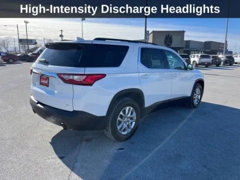More photos of 2020 Chevrolet Traverse LT at Cassill Motors, IA