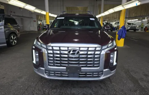 Photos of 2024 Hyundai Palisade Calligraphy for sale in Cedar Rapids, IA at Cassill Motors