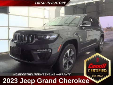 Gray 2023 Jeep Grand Cherokee 4xe for sale in Cedar Rapids, IA