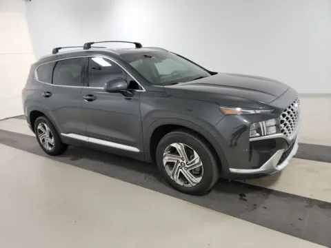 More photos of 2022 Hyundai Santa Fe SEL at Cassill Motors, IA