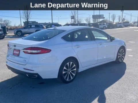 More photos of 2019 Ford Fusion SE at Cassill Motors, IA