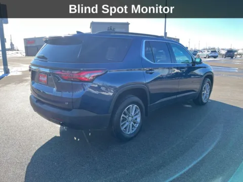 More photos of 2022 Chevrolet Traverse LT at Cassill Motors, IA