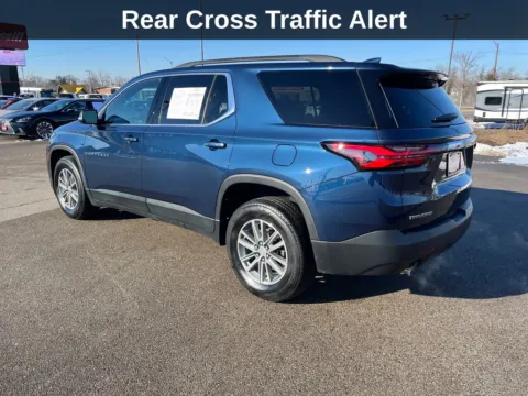 Another view of 2022 Chevrolet Traverse LT for sale in Cedar Rapids, IA at Cassill Motors