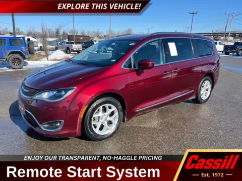 Red 2017 Chrysler Pacifica Touring L Plus for sale in Cedar Rapids, IA