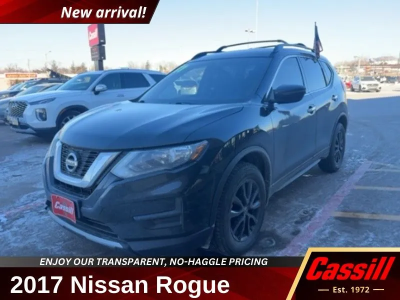 Black 2017 Nissan Rogue SV for sale in Cedar Rapids, IA