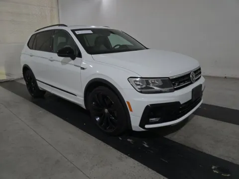 Photos of 2020 Volkswagen Tiguan 2.0T SE R-Line Black for sale in Cedar Rapids, IA at Cassill Motors