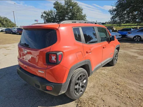Photos of 2018 Jeep Renegade Latitude for sale in Cedar Rapids, IA at Cassill Motors