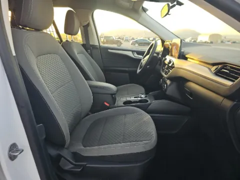 More photos of 2021 Ford Escape SE at Cassill Motors, IA