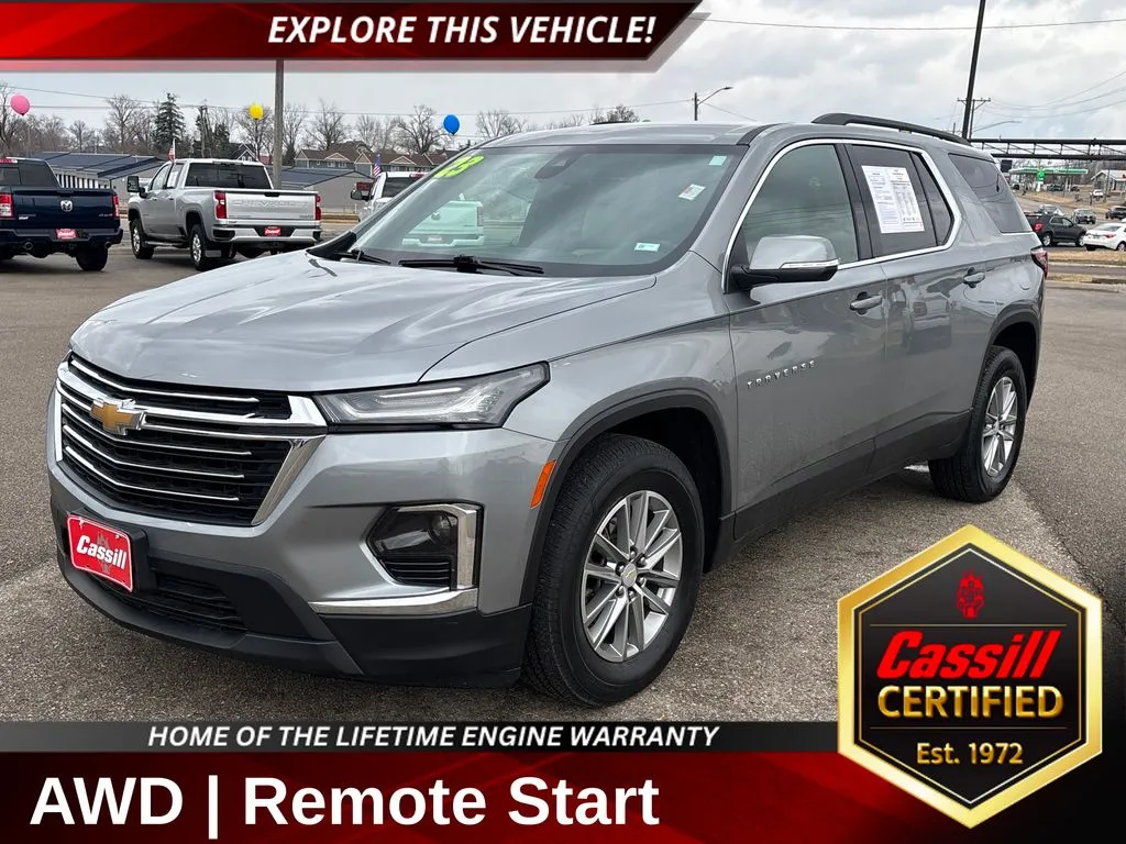 Gray 2023 Chevrolet Traverse LT Leather for sale in Cedar Rapids, IA