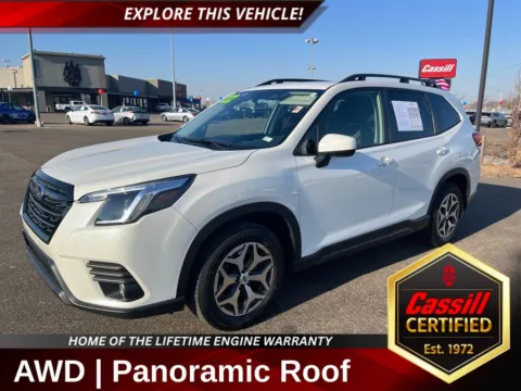 White 2022 Subaru Forester Premium for sale in Cedar Rapids, IA