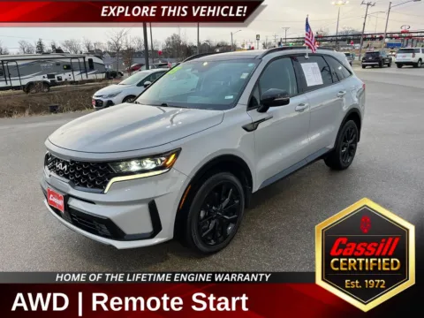 Gray 2023 Kia Sorento SX for sale in Cedar Rapids, IA