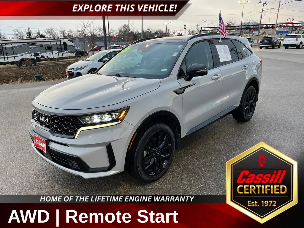 Gray 2023 Kia Sorento SX for sale in Cedar Rapids, IA