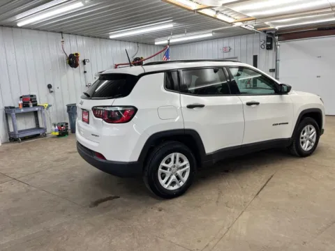 More photos of 2018 Jeep Compass Sport at Cassill Motors, IA