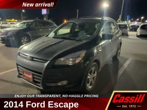 Black 2014 Ford Escape SE for sale in Cedar Rapids, IA