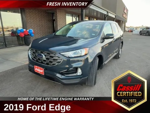 Green 2019 Ford Edge SEL for sale in Cedar Rapids, IA