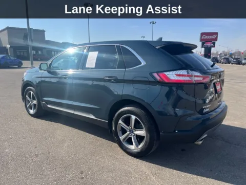 Another view of 2019 Ford Edge SEL for sale in Cedar Rapids, IA at Cassill Motors