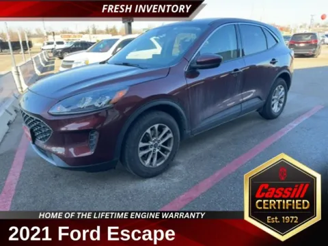 Brown 2021 Ford Escape SE for sale in Cedar Rapids, IA