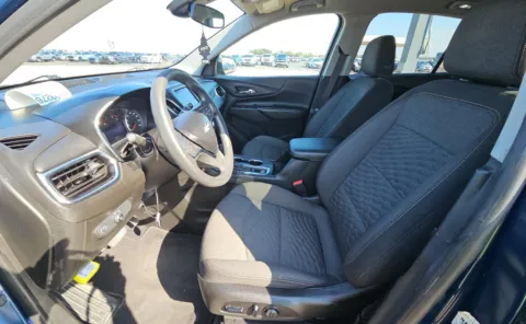 More photos of 2021 Chevrolet Equinox LT at Cassill Motors, IA