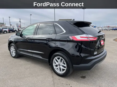 Another view of 2024 Ford Edge SEL for sale in Cedar Rapids, IA at Cassill Motors