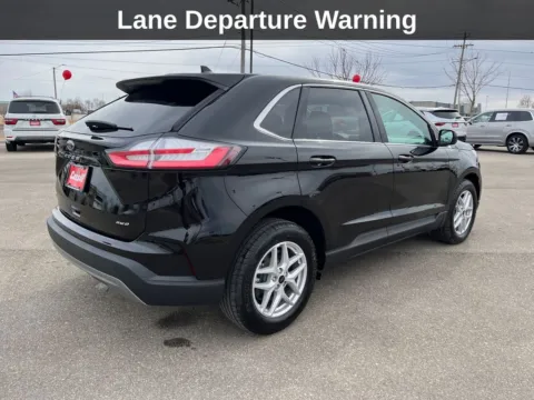 More photos of 2024 Ford Edge SEL at Cassill Motors, IA
