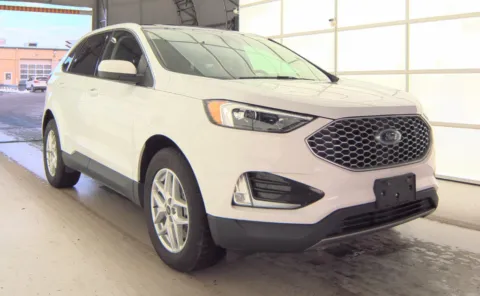 Photos of 2023 Ford Edge SEL for sale in Cedar Rapids, IA at Cassill Motors