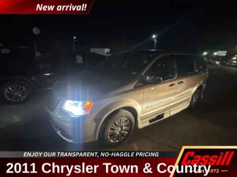 Silver 2011 Chrysler Town & Country Limited for sale in Cedar Rapids, IA