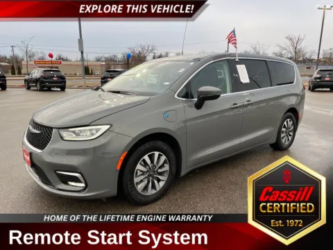 Gray 2023 Chrysler Pacifica Hybrid Touring L for sale in Cedar Rapids, IA