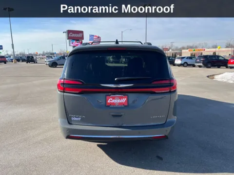 More photos of 2023 Chrysler Pacifica Limited at Cassill Motors, IA
